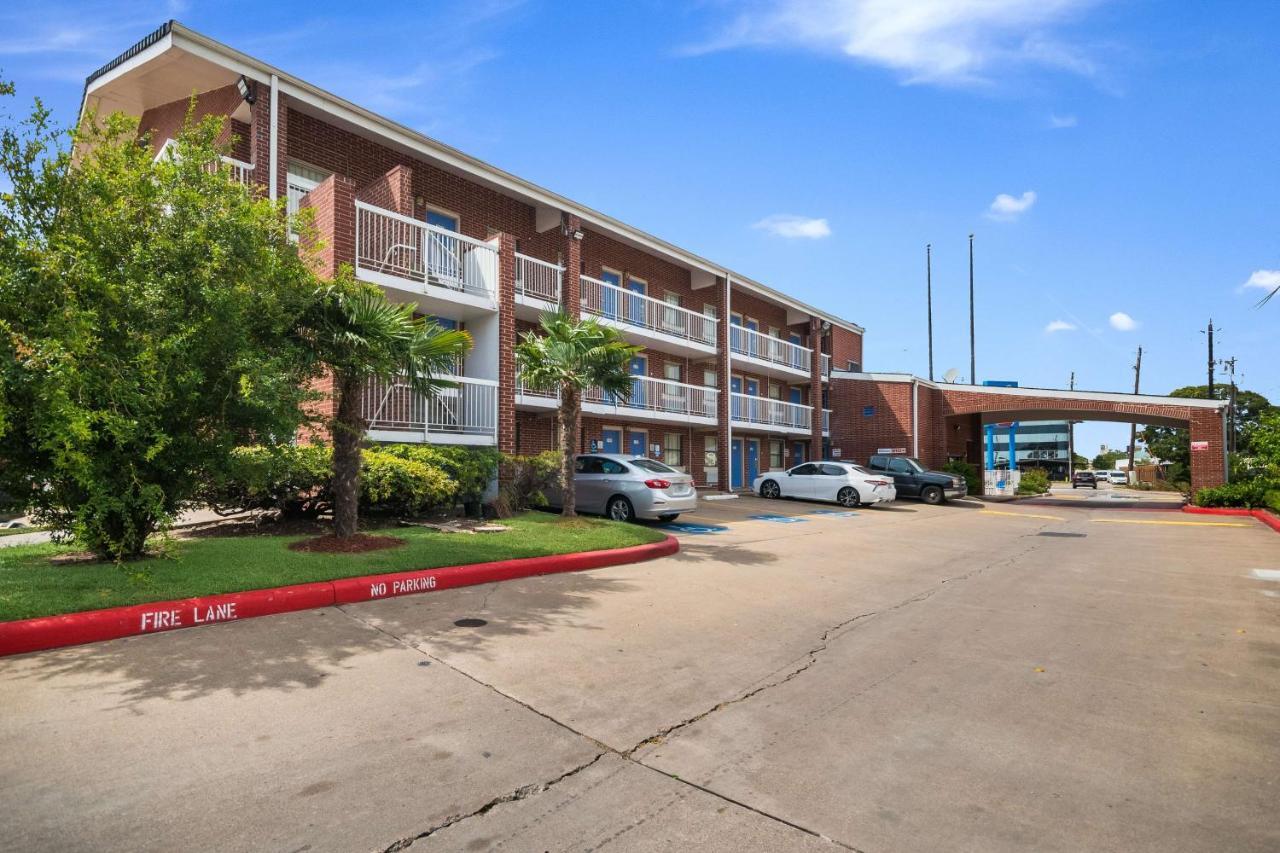 Motel 6-Houston, Tx - Brookhollow Eksteriør bilde